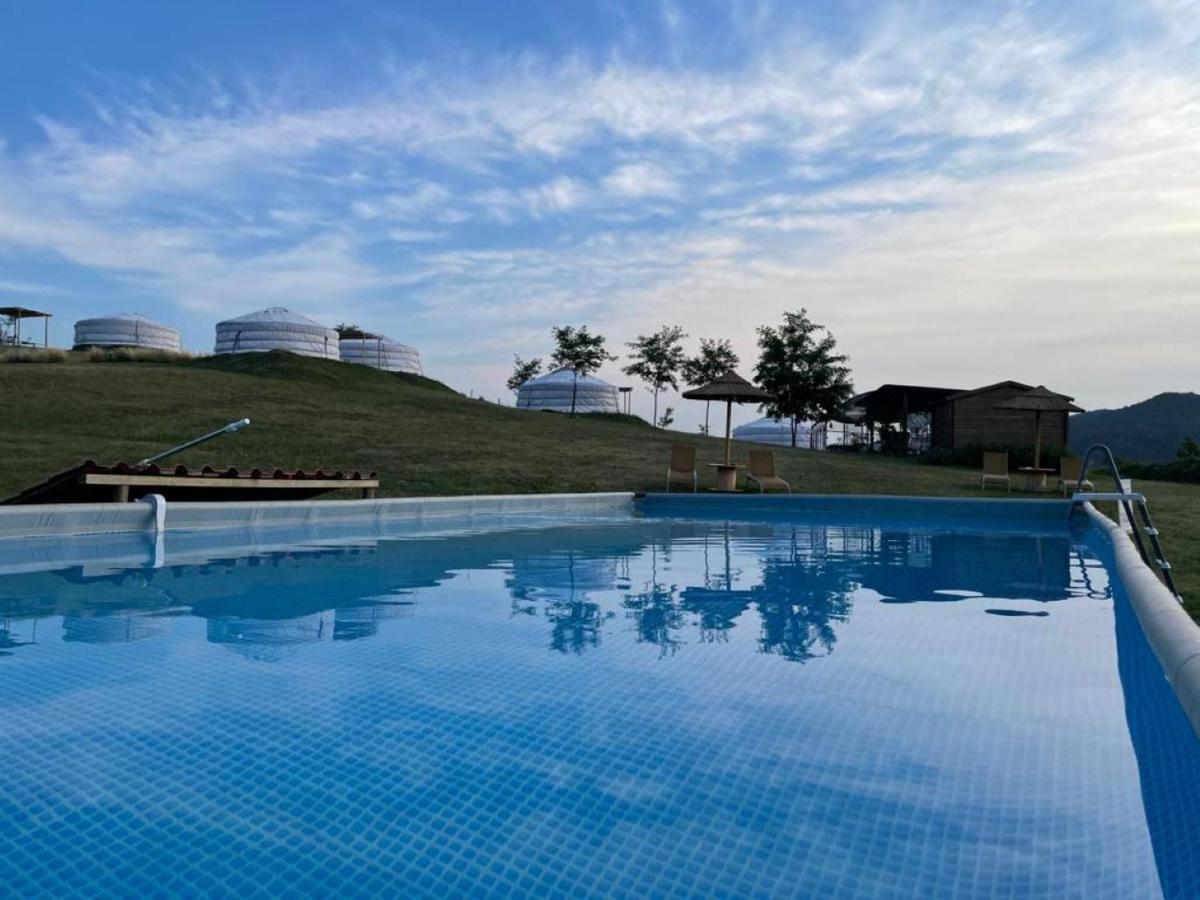 Готель Yurte In Langa Bosia Екстер'єр фото
